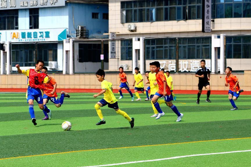 邵東市首屆小學生男子足球聯(lián)賽開賽，邵東校園足球邁向新的里程碑